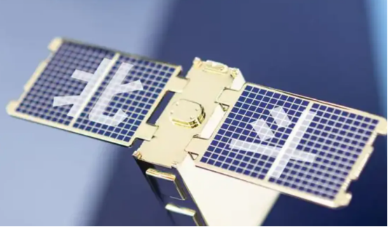 北斗定位系統(tǒng)，精確高