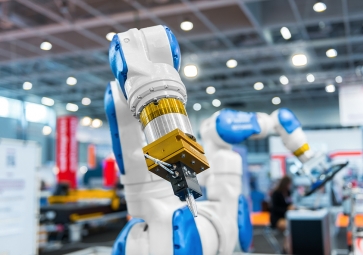 智能制造：人工智能和物聯(lián)網(wǎng)對(duì)工業(yè) 5.0 的影響